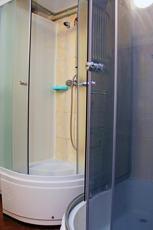 Hostel Brest-Litovsk В Центре - Заселение 24Х7 Kültér fotó